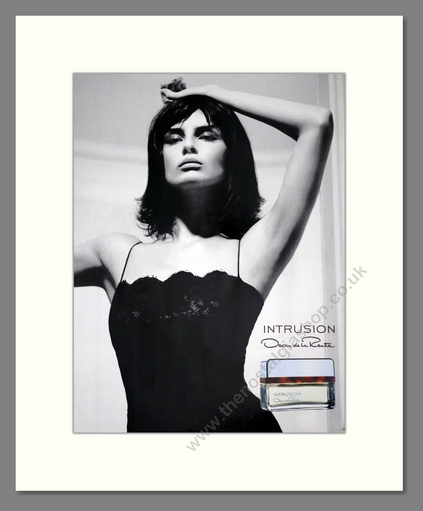 Oscar De La Renta - Intrusion. Vintage Advert 2002 (ref AD66321)