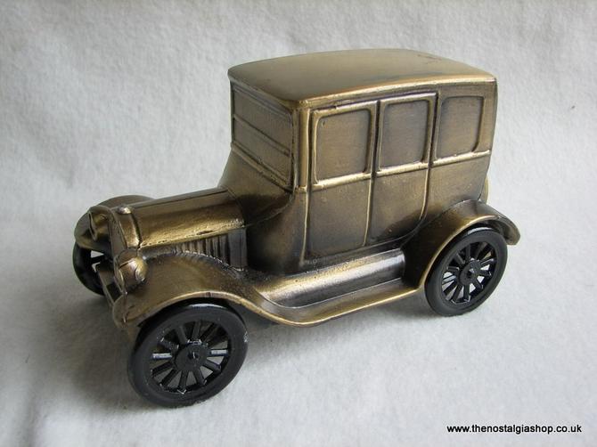 Model T Ford Metal Coin Bank. (ref Nos012)