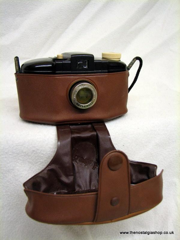 Kodak Brownie 127 Camera. (ref nos089)