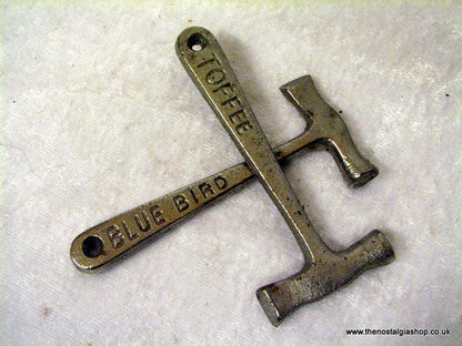 Toffee Hammers, Vintage pair of. (ref nos060d)