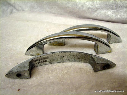 Metal Handles, Vintage set of 3. (ref nos060c)