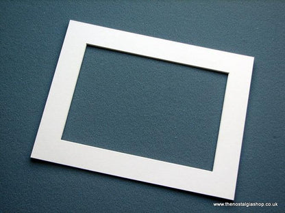 Mounts. Ivory, Size 10 x 8 Inch. Quantity 20 Mounts.