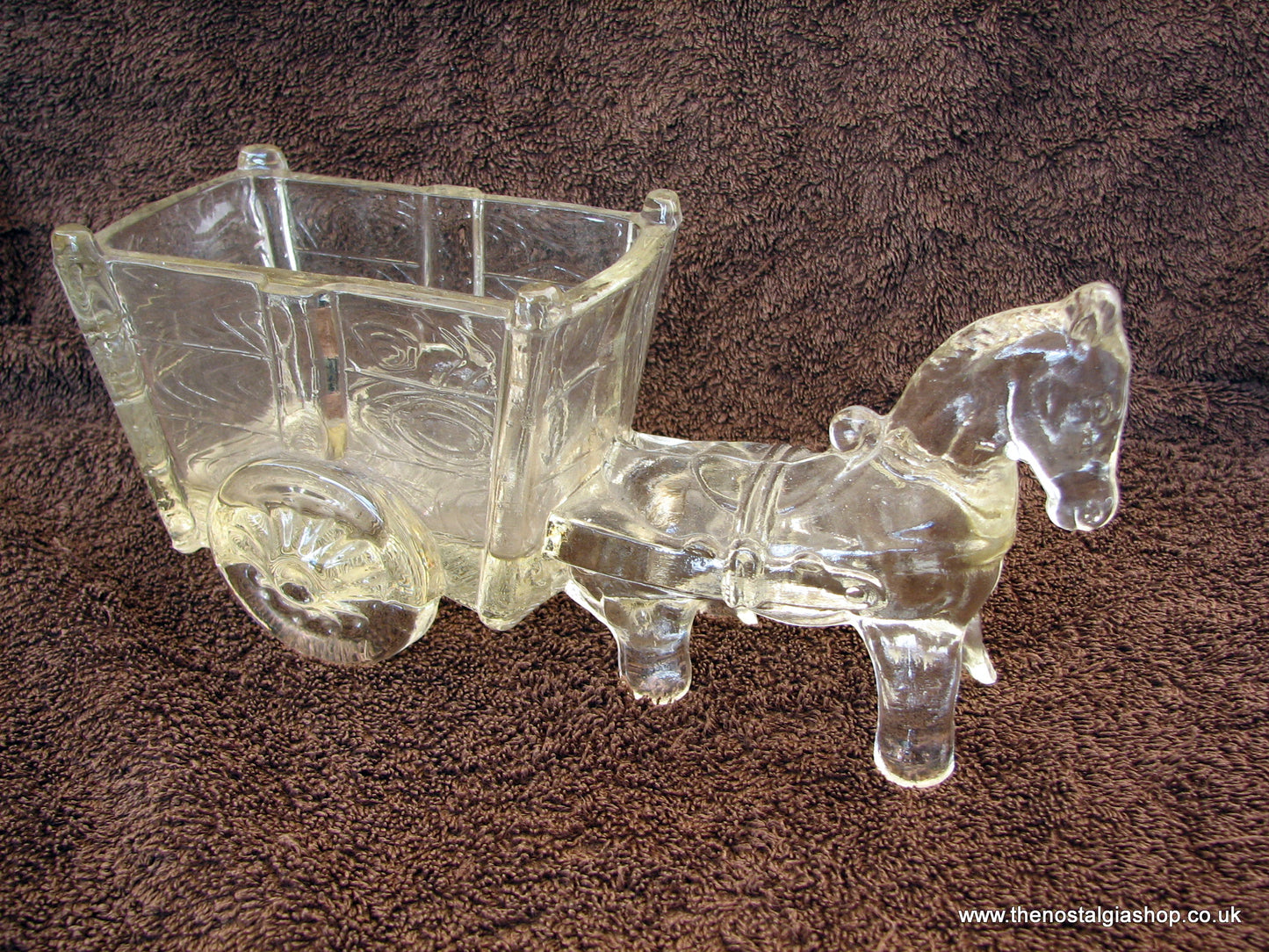 Horse and Cart, Heavy Glass (ref nos001)