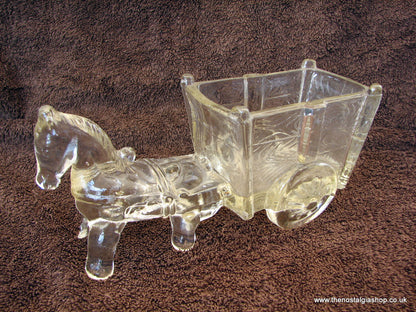 Horse and Cart, Heavy Glass (ref nos001)