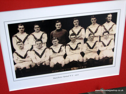 Manchester United F.C. 1922. Team Photo in Mount.
