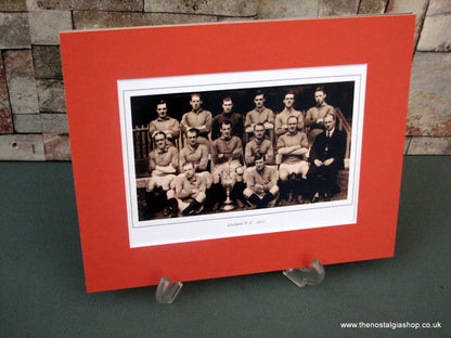 Liverpool F.C. 1922. Team Photo in Mount.